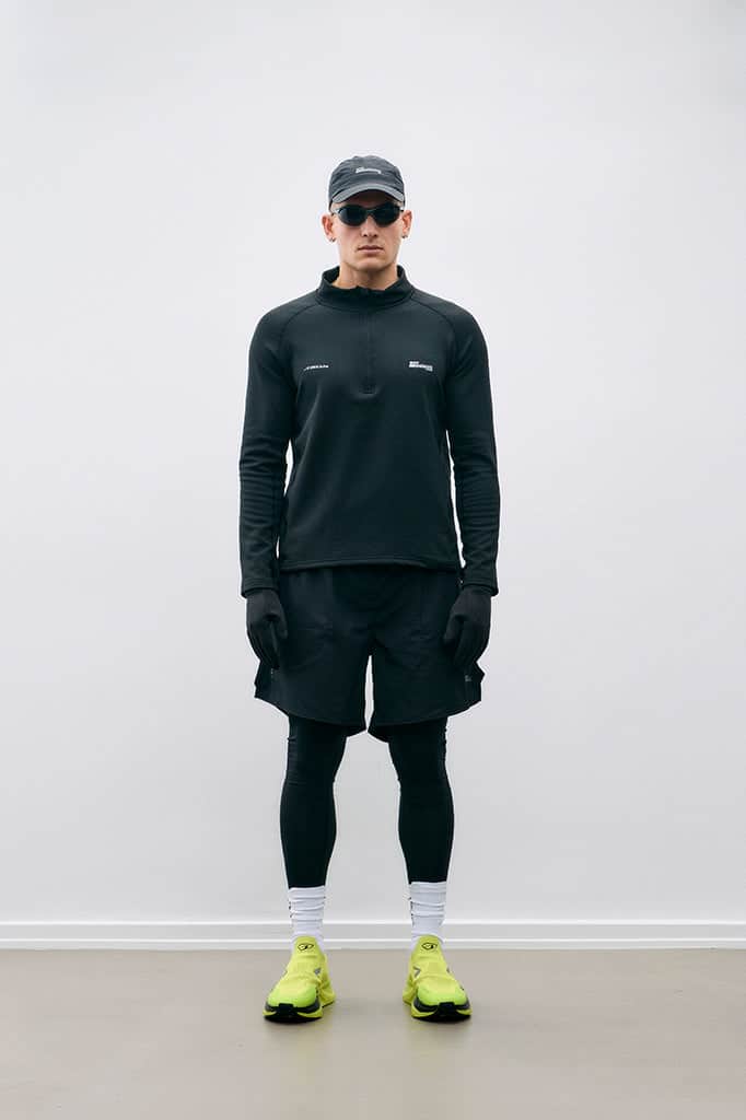 ARKK Apparel Hav Runner Half Zip | Black - Men Sweatshirt